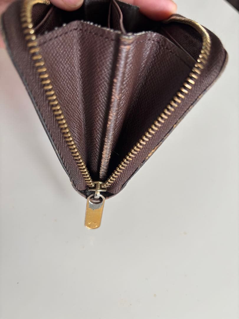 LOUIS VUITTON ケース