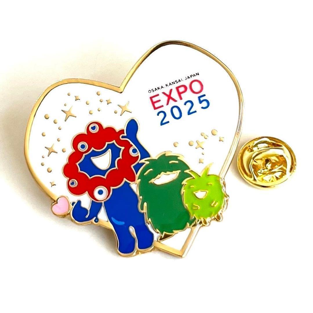 EXPO2025ミャクミャク&モリゾー•キッコロ ピンバッジ 仲良し - メルカリ