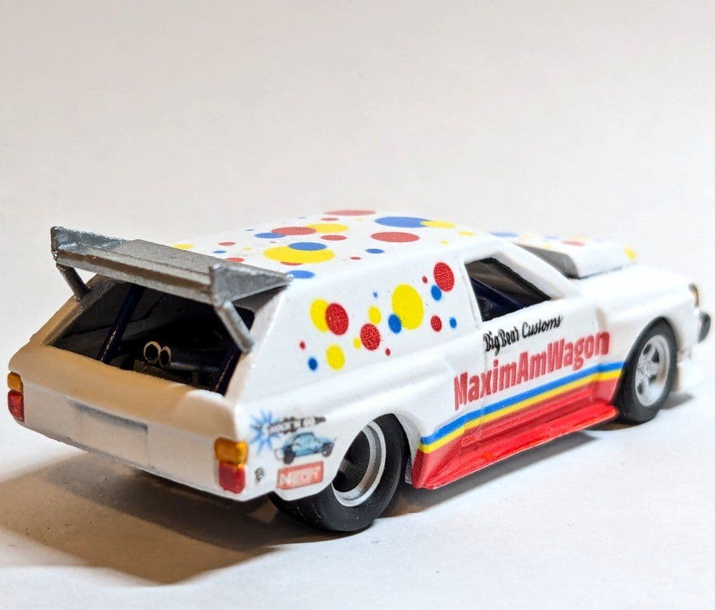 ホットウィール マキシマ ドリフトカー カスタム “MaximAmWagon”