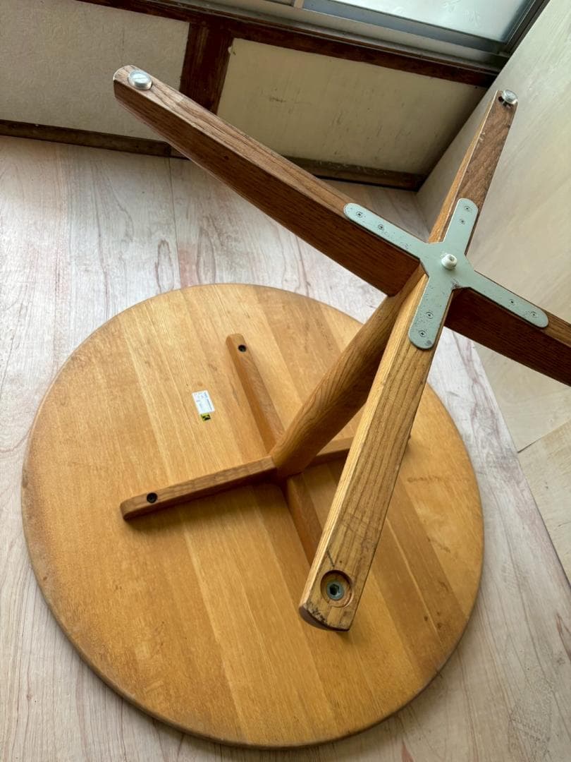 ①飛騨産業　キツツキ　円形テーブル　ダイニングテーブル　ヴィンテージ　インテリア