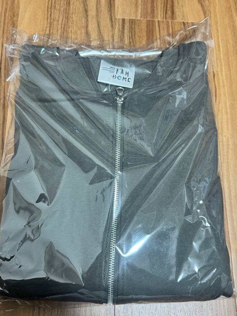 新品未開封】timelesz FAMドームツアー ジップアップカーディガンA