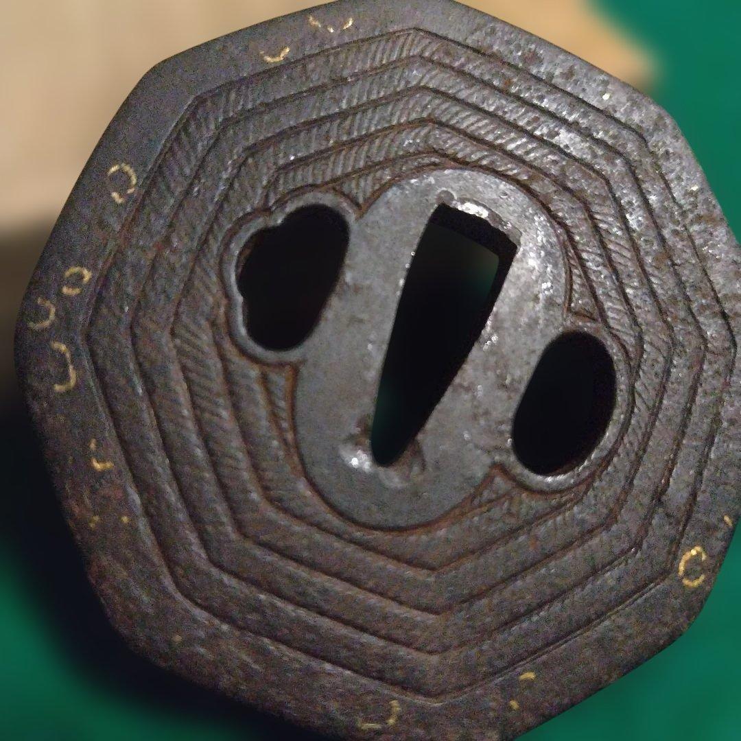 鉄製 八角形鍔 同心円模様　象嵌