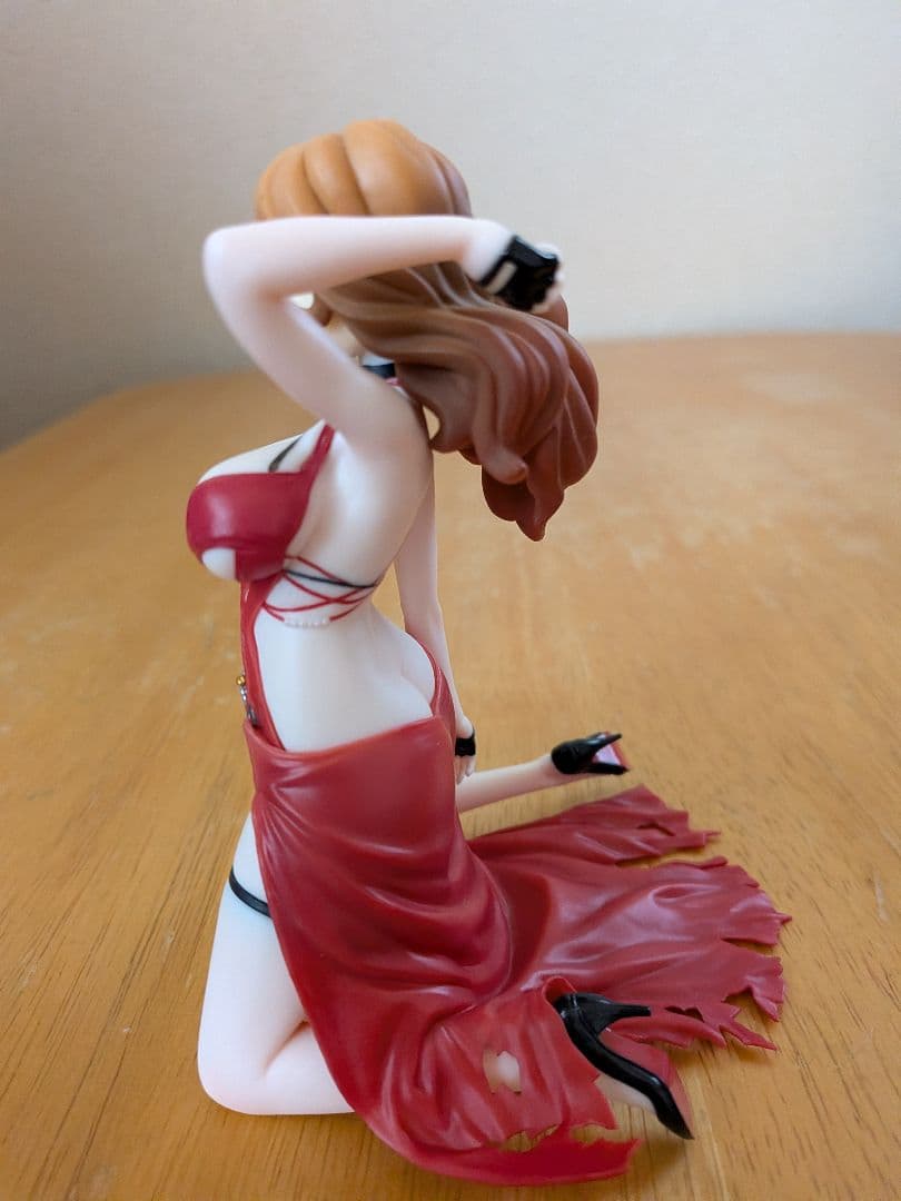 峰不二子フィギュア