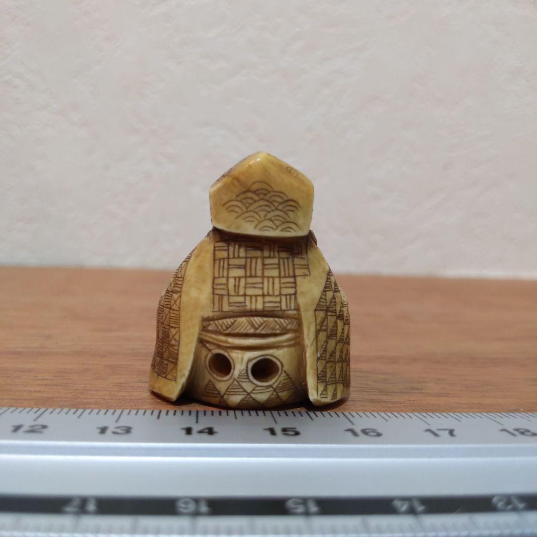 時代提物 七福神根付 天然素材 【寿老人】高さ約3.7cm 重さ約