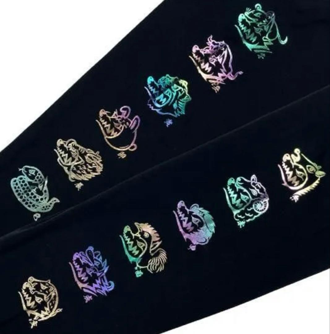 マンウィズ Too many ゴッツ ロンT ブラック ホログラム Mサイズ