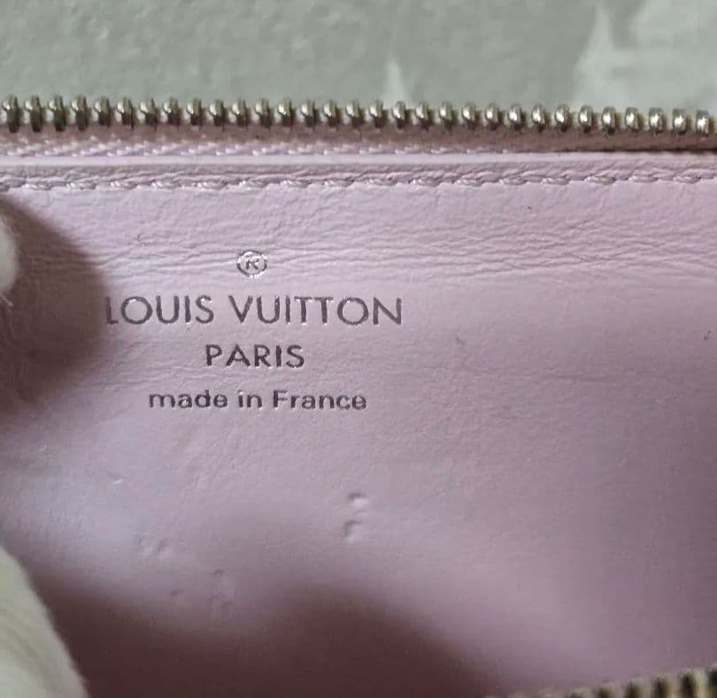 限定色 ルイヴィトン ポルトカルト レクトヴェルソ マヒナ カードケース