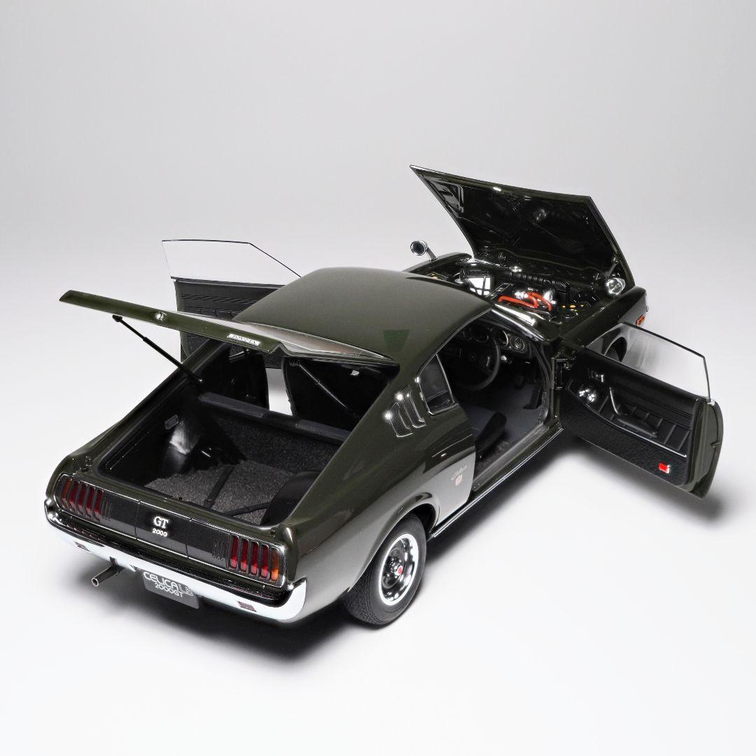 オートアート 1/18 トヨタ セリカ 2000GT モスグリーン
