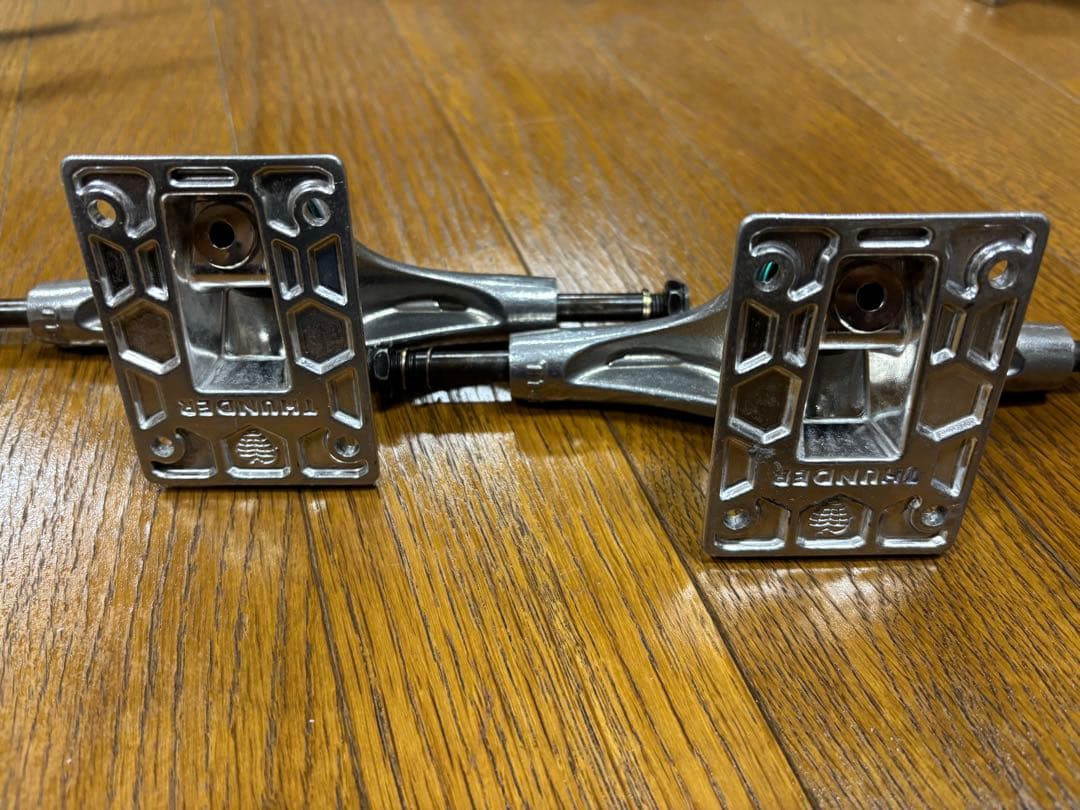 THUNDER HOLLOW LIGHTS 147＋SPITFIREセット