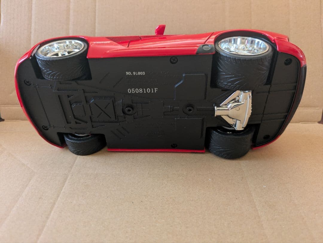 ジャダトイズ　ダッジ・バイパーSRT10　ダイキャストモデルカー　1/24