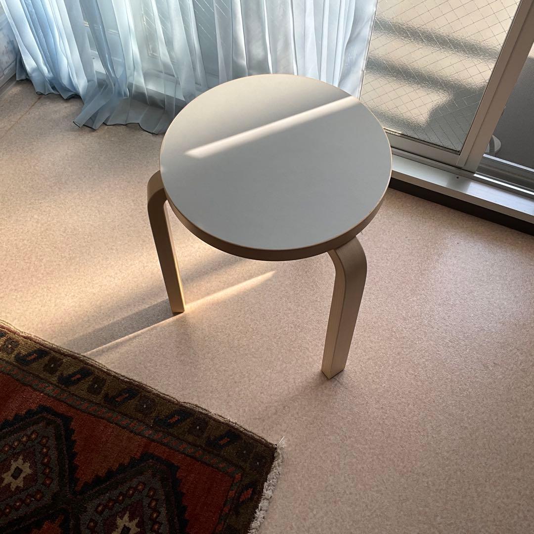 stool60 scope別注リノリウム ヴェイパー 3本脚