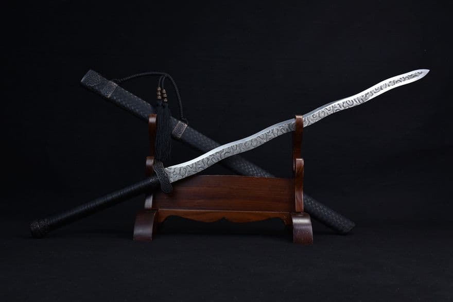 武具　刀装具　日本刀　模造刀 横刀  直刀 曲龍