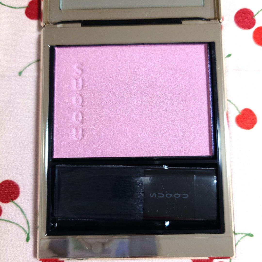 【新品未使用】SUQQU メルティング パウダーブラッシュ105 白空スック限定