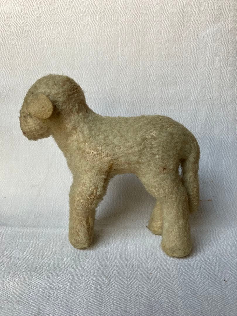 アンティーク 若草色の目をした小羊のぬいぐるみ チェコ プラハ 30s 40s