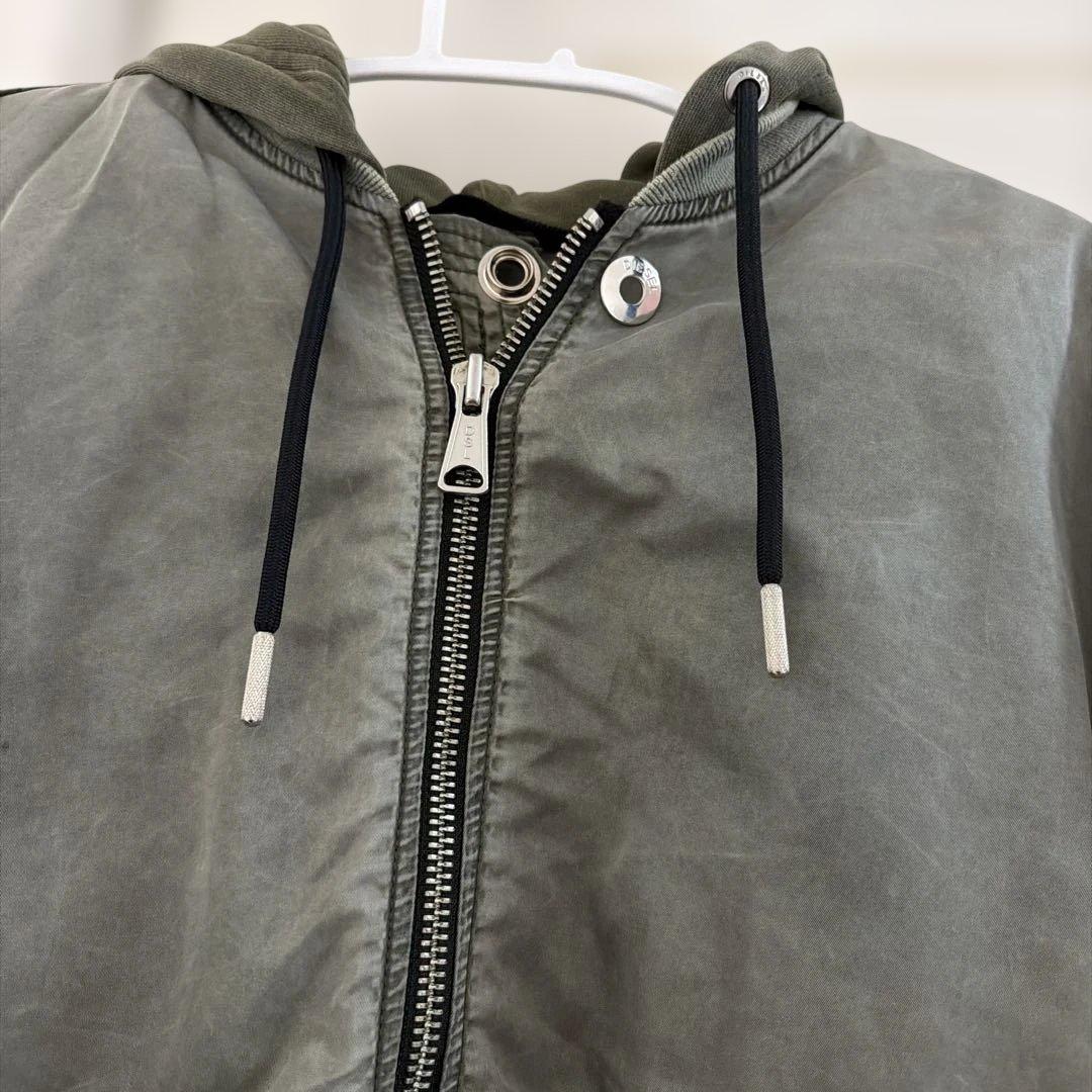 ディーゼルブルゾン　カーキ色