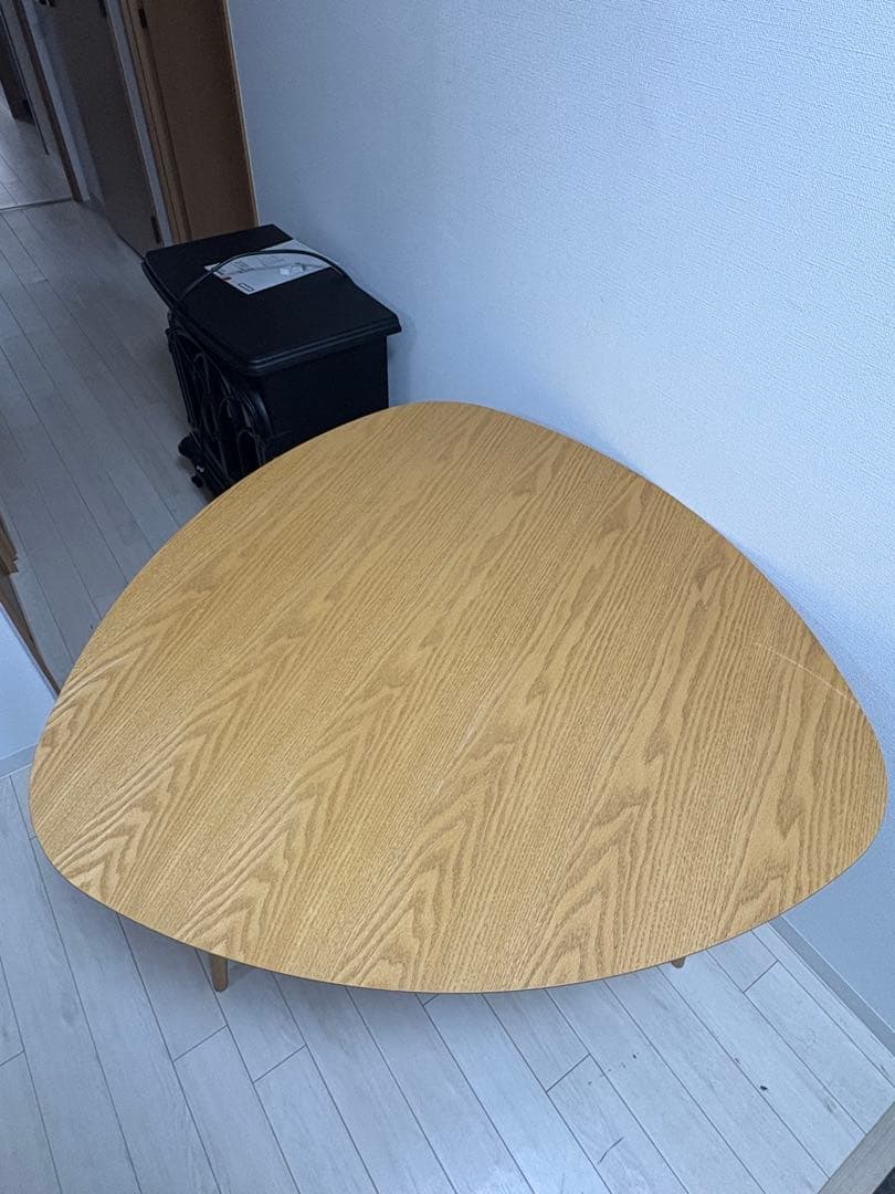 NOCE ノーチェ　ダイニングテーブル 三角形