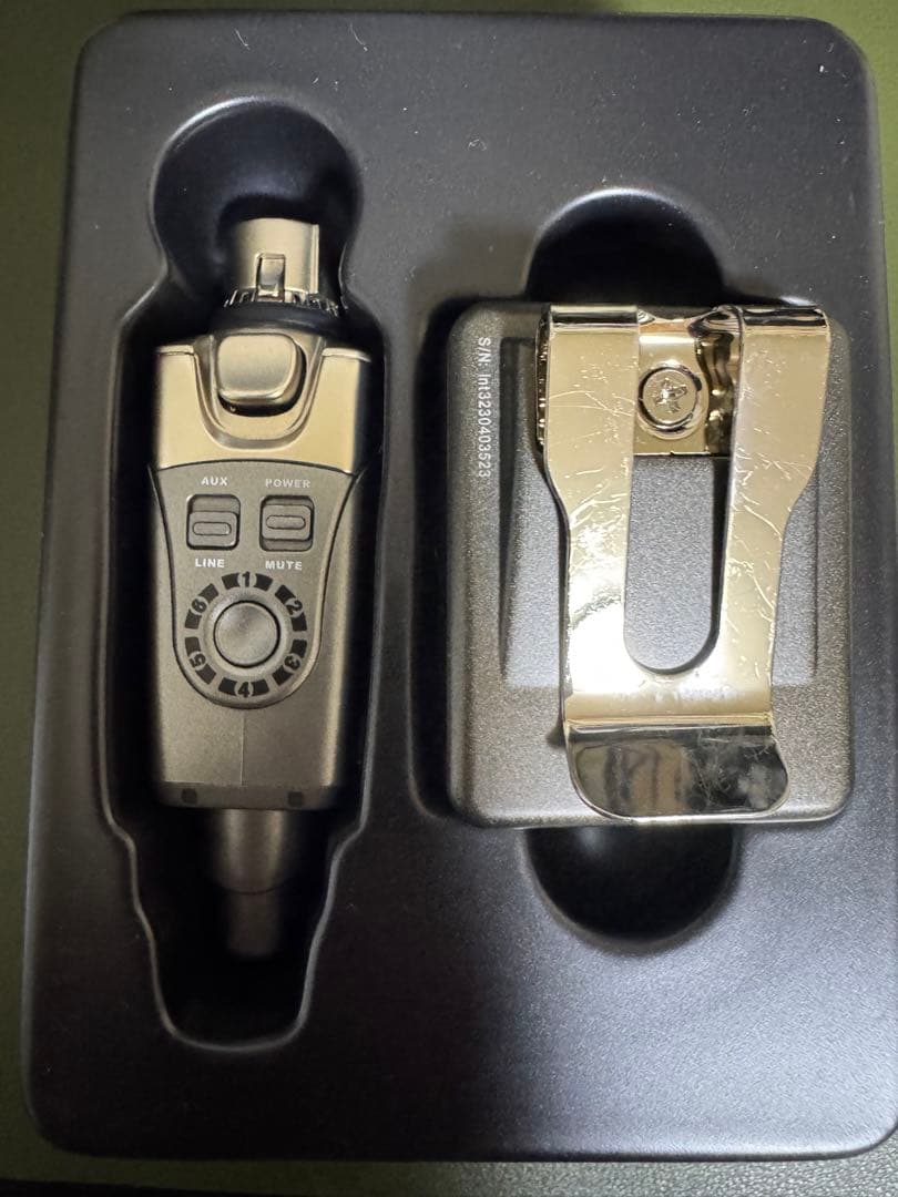 XVIVE エックスバイブ U4