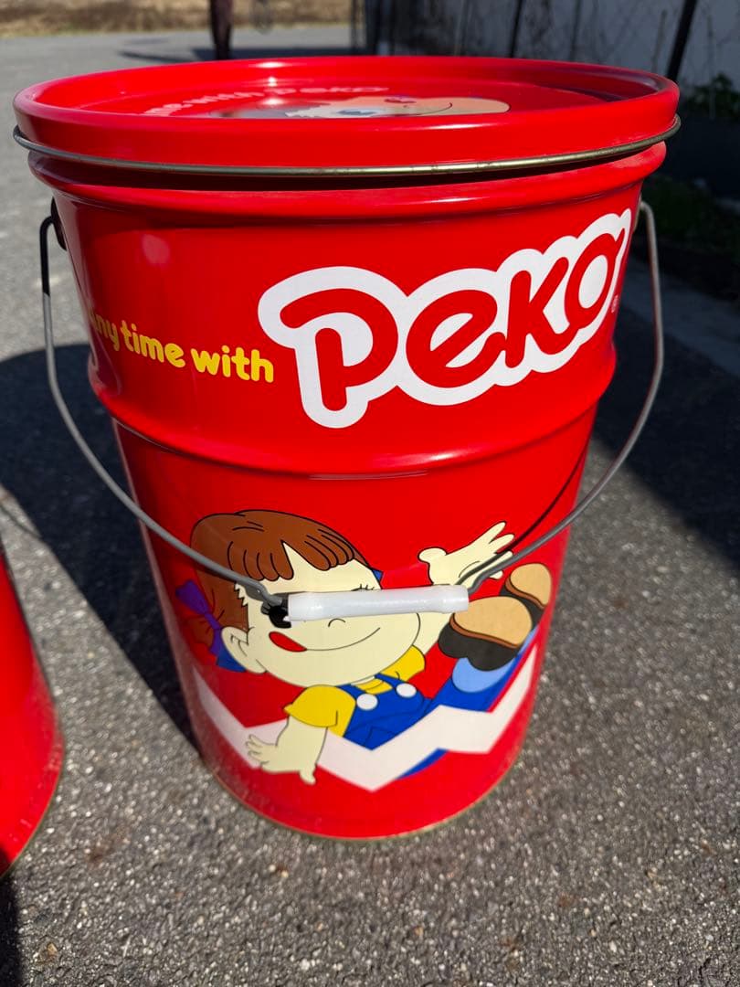 不二家ペコちゃんスツール(スチール)缶 2個まとめ売り