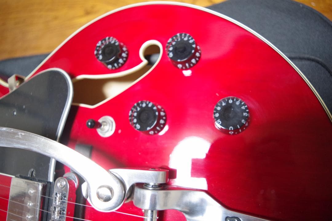 アイバニーズ　Ibanez AFS75T TRD ほぼ未使用品　値引き不可