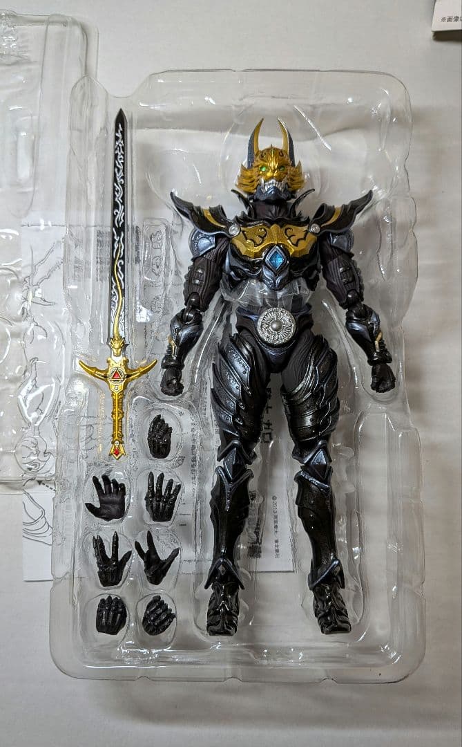 S.H.Figuarts(フィギュアーツ) 黄金騎士 ガロ(流牙Ver.)