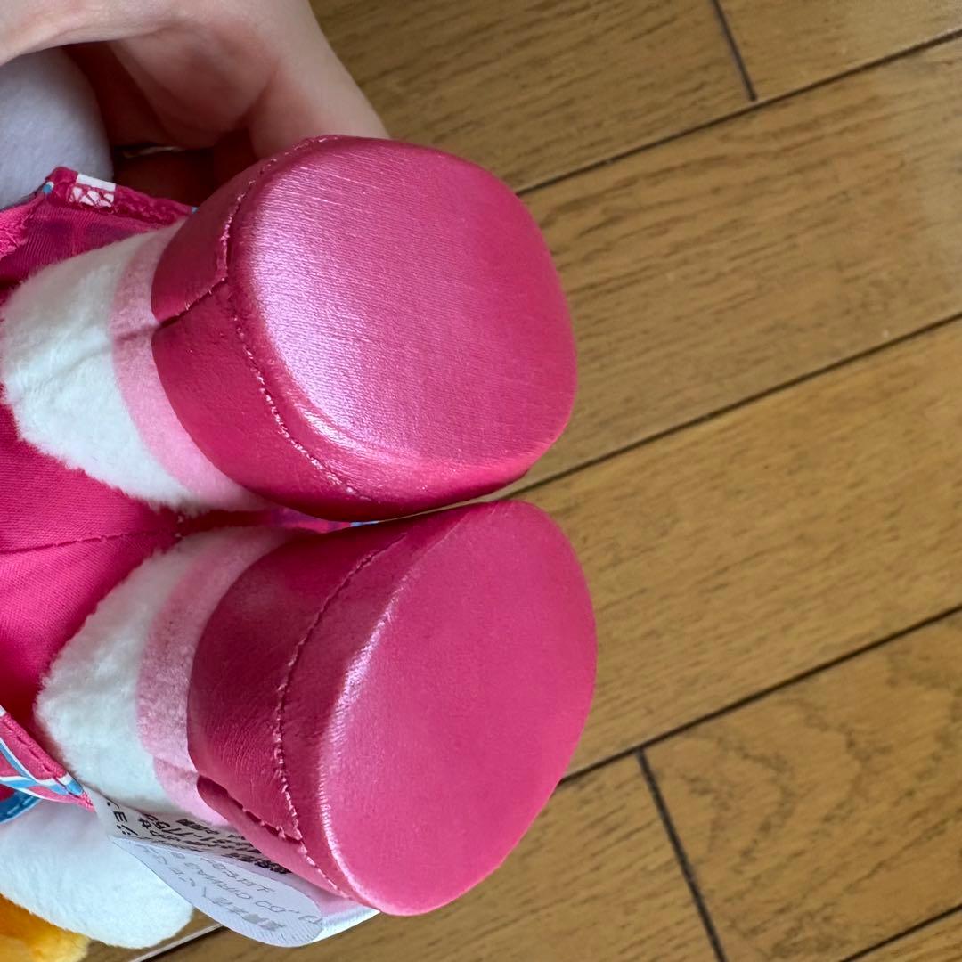 発送まで1ヶ月かかります】ハローキティ×ゴリエ ぬいぐるみ