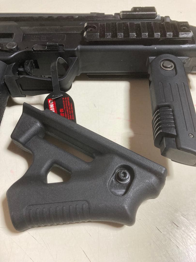 【オマケ付けます】東京マルイ 電動コンパクトマシンガン MP7A1