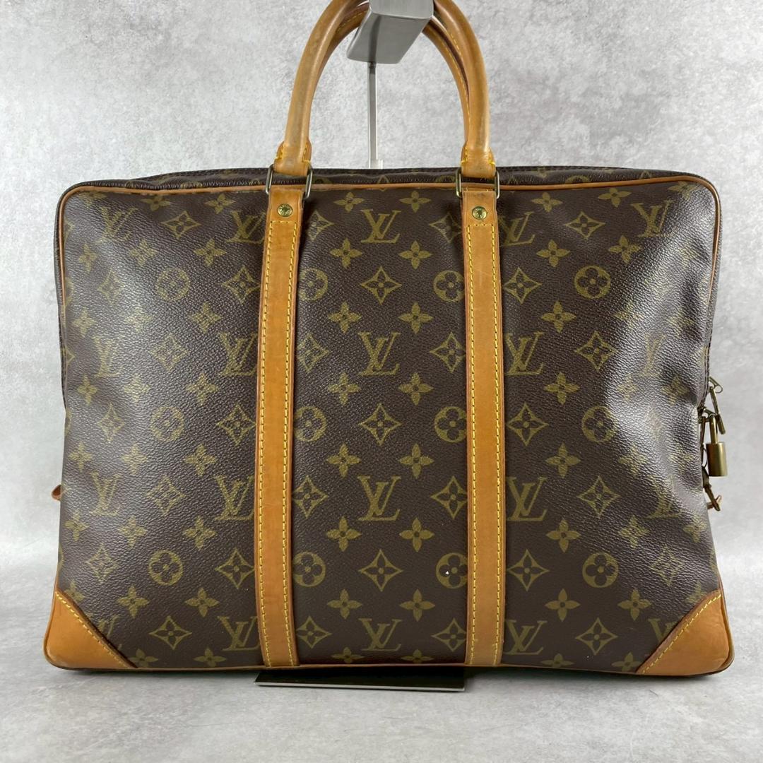 美品 Louis Vuitton ルイヴィトン ポルトドキュマン・M53361