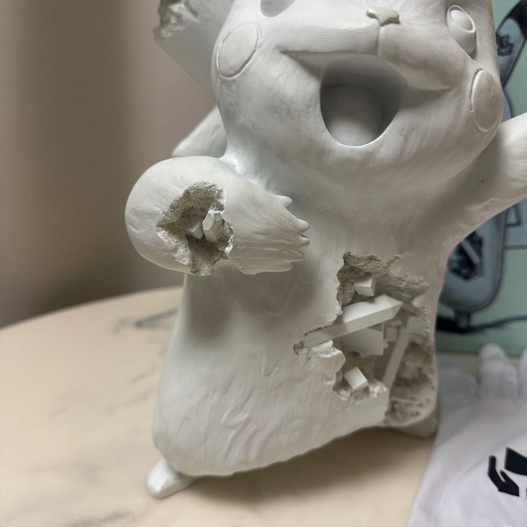 Daniel Arsham × Pokémonダニエルアーシャム ピカチュー　青