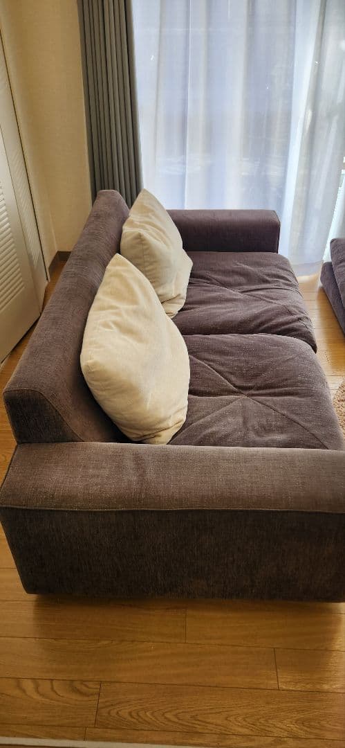 【美品】クシーノ ローソファ Vランク 島忠 3人掛け　東京都引き取り