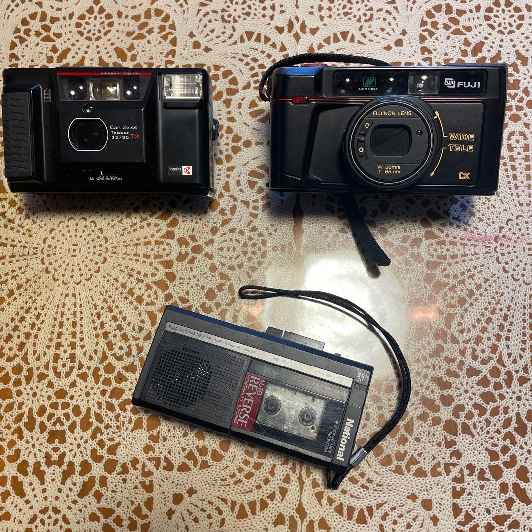 ジャンク品、カメラとカセット 3点 - メルカリ