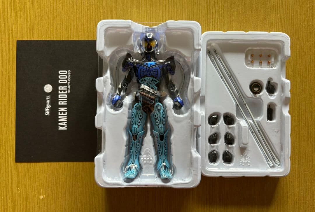 S.H.Figuarts (真骨彫製法) 仮面ライダーオーズ シャウタコンボ