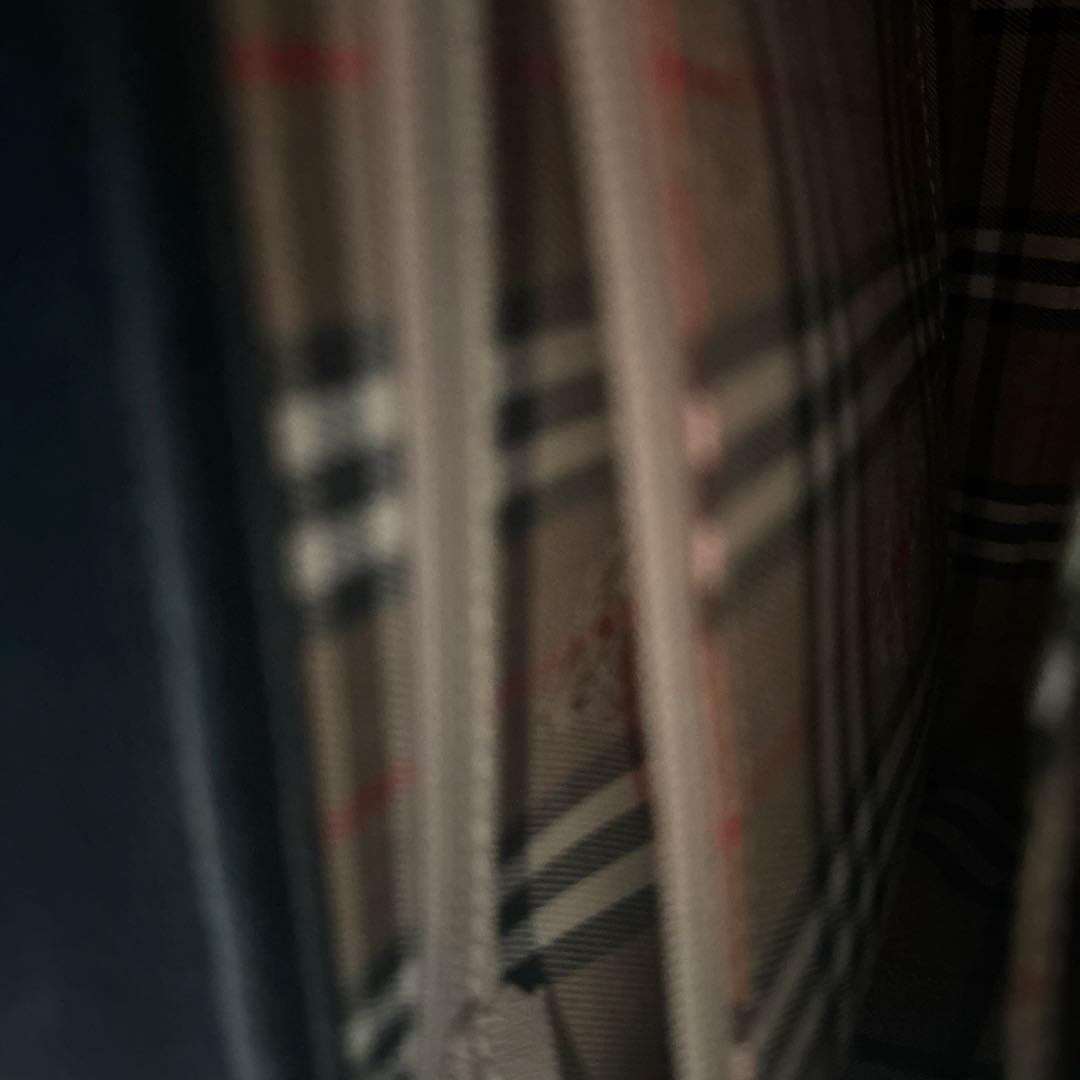 Burberry ブラックショルダーバッグ