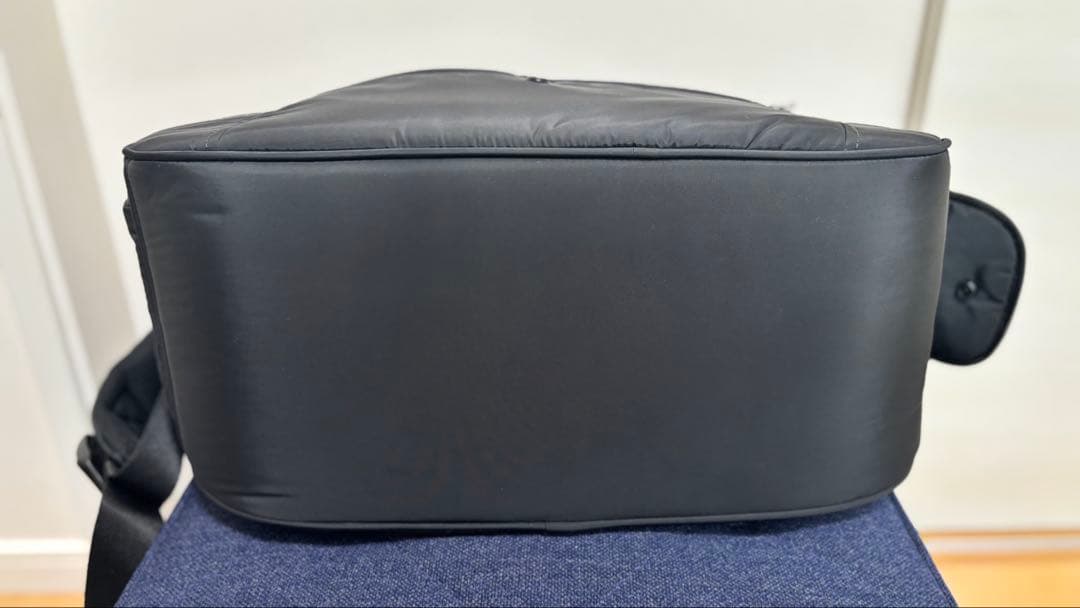 SSOOOK SLINGBAG ( V.スマート、バッグ右 ） SSOOOK SLINGBAG(V