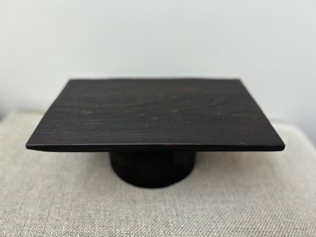 李朝韓国骨董　飾り台　石井佳苗セレクト　ザコンランショップ●川口美術朝鮮骨董