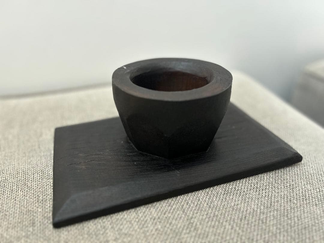 李朝韓国骨董　飾り台　石井佳苗セレクト　ザコンランショップ●川口美術朝鮮骨董