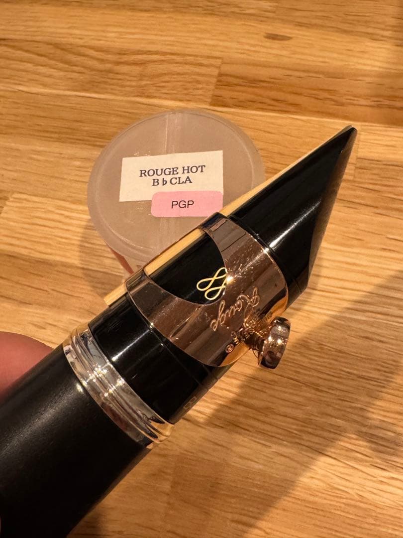 ブルズアイ B♭クラリネット用リガチャー ルージュHOT PGP