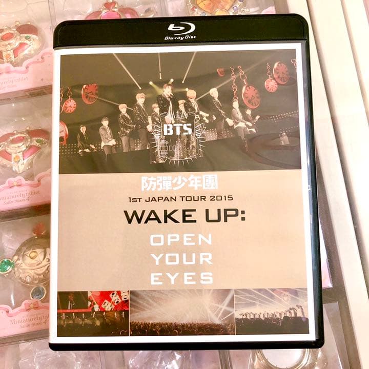 【貴重】BTS 1st JAPAN TOUR 2015 WAKE UP グッズ