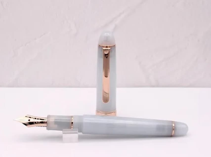 オリジナル万年筆駿河湾春 century2025 字幅F オリジナル万年筆駿河湾