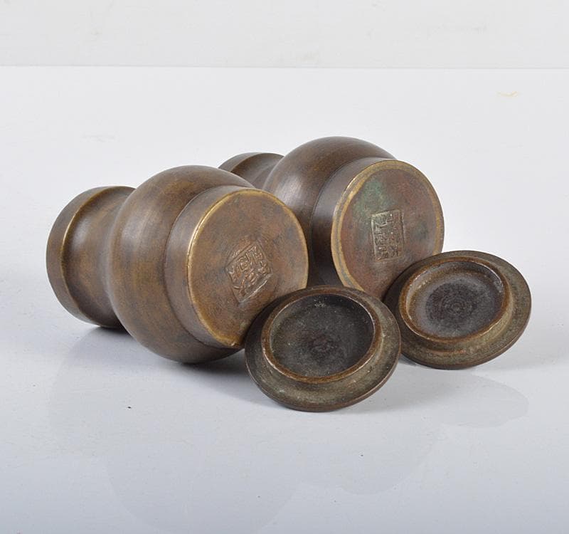 中国　大明宣徳年製　古銅宣徳銅　蓋爐　香炉　一對　仕覆付　C　R4261