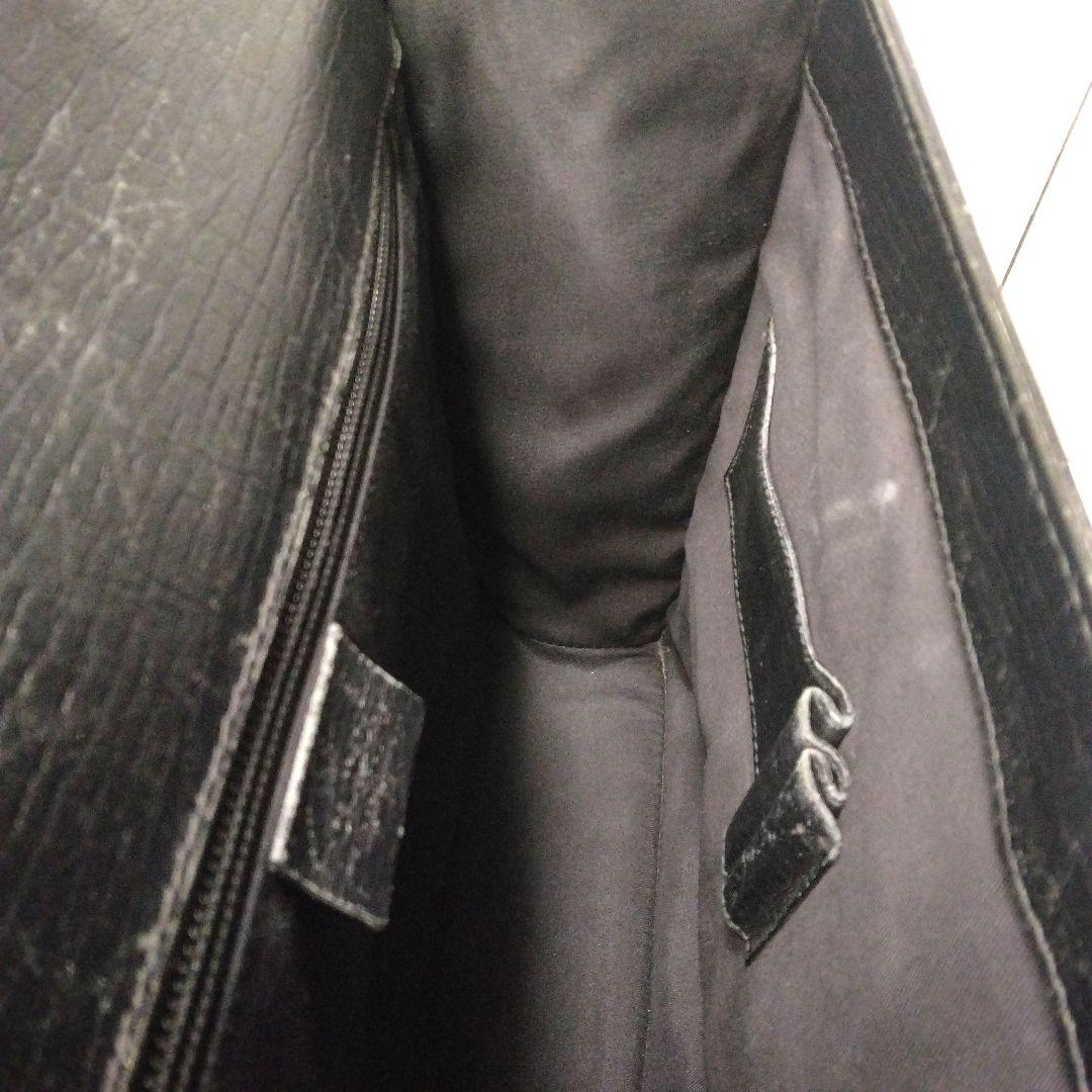 GUCCI ビジネスバッグ　ブリーフケース　A4可　ナンバー錠　シルバー金具