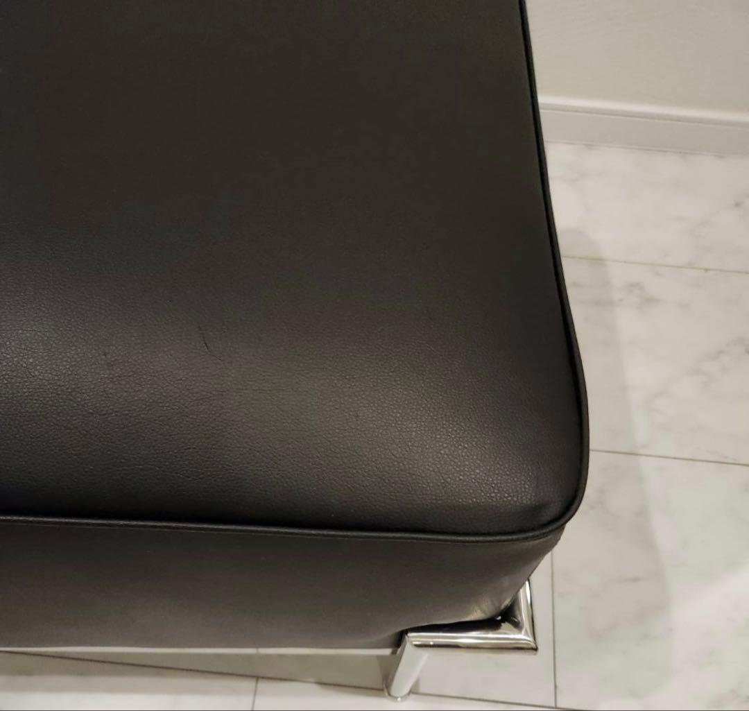 リプロダクトLe Corbusierル・コルビュジエ　LC2 オットマン　単体