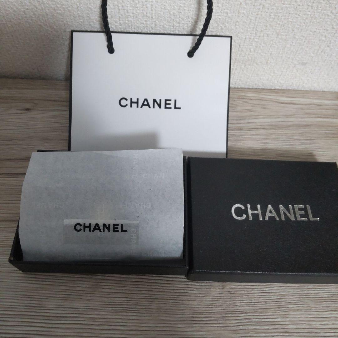 CHANEL ノベルティブラック ケース