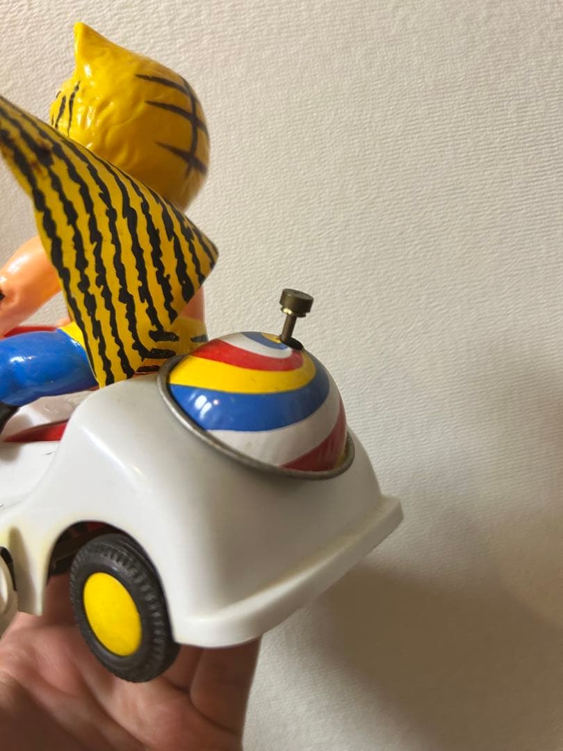 タイガーマスク　自動車