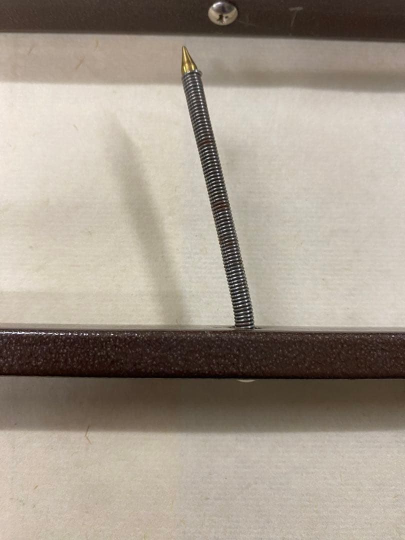 匿名配送 NO.8949サンケーキコム新聞挟 スチールV型 NO.621×6