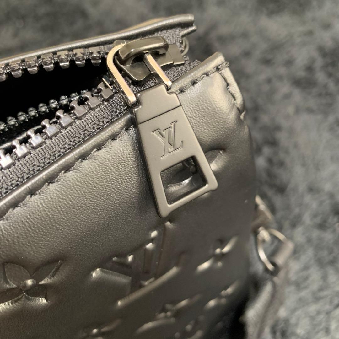 ノベルティ モノグラム ショルダーバッグ ハンドバッグ M23056 ブラック