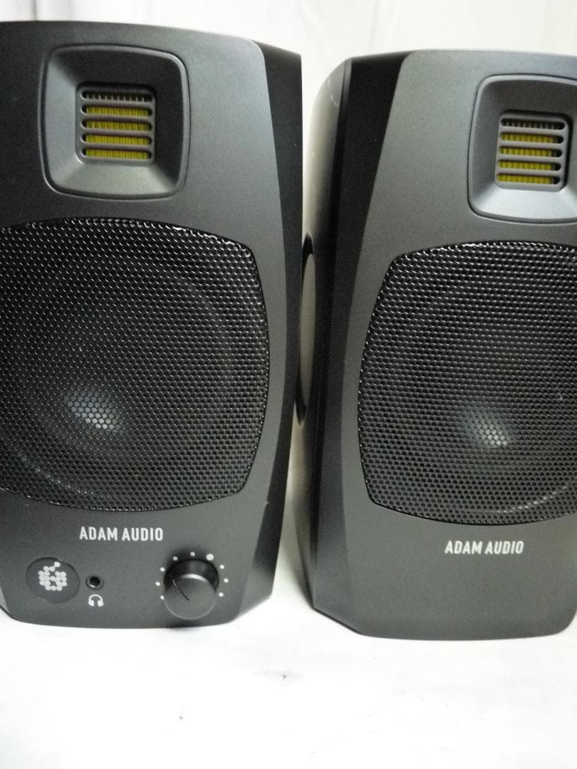 ADAM AUDIO D3V スタジオモニタースピーカー