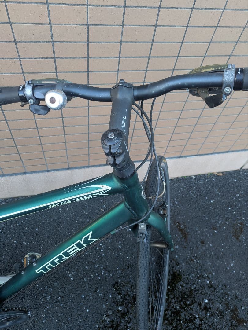 【近隣配送無料！】TREK 7.3FX クロスバイク グリーン 自転車