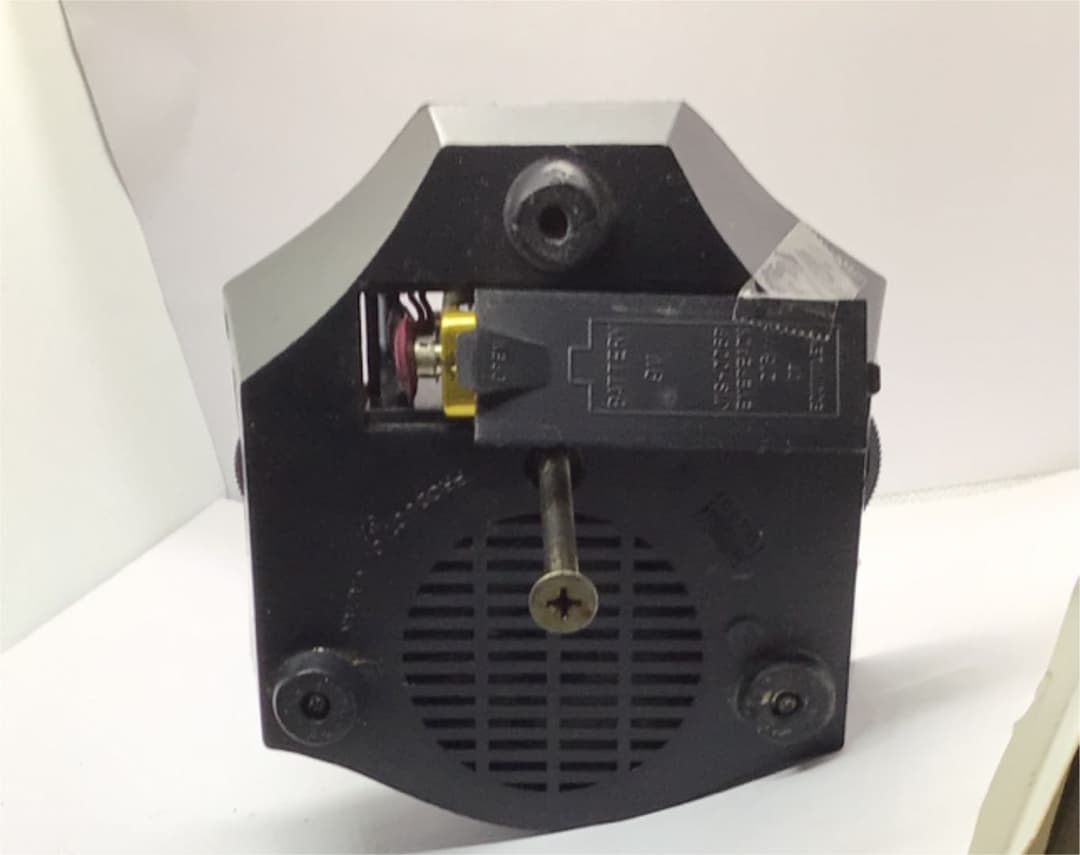 G＆Gニッカウイスキー 甲冑ラジオ 稼働中ですがジャンク扱いヴィンテージ 激レア