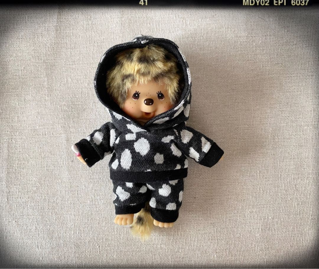 服のみ モンチッチSSキーチェーンサイズ服♡2点セット - メルカリ