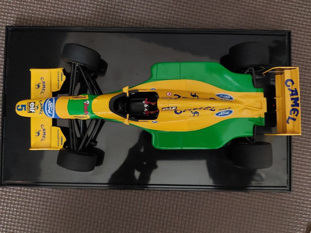 1/18 #5 Benetton B193 M.シューマッハー CAMELロゴ