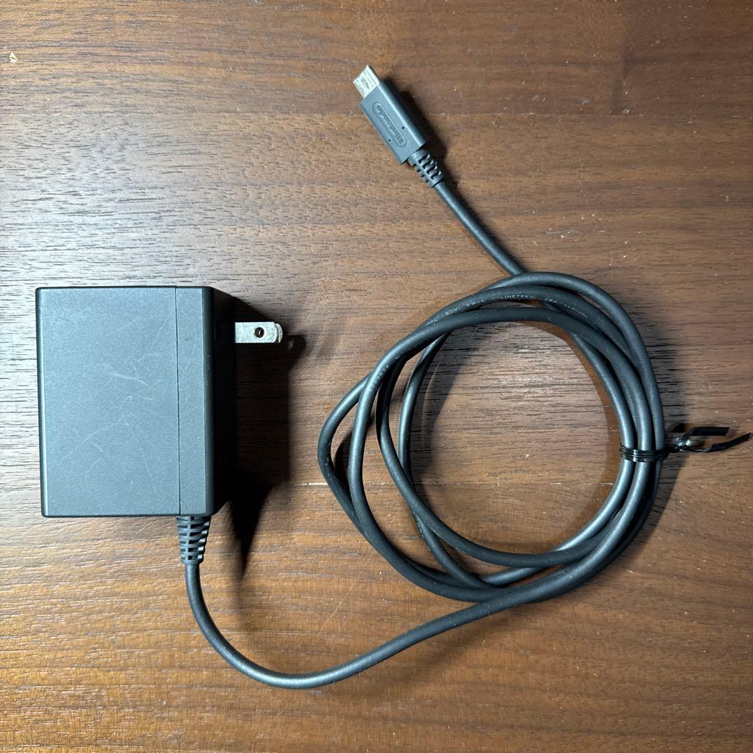 Nintendo Switch 本体 青/赤　ニンテンドースイッチ＋収納ケース